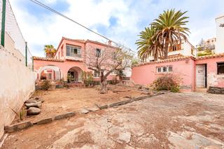 Xalet a Ciudad Jardín. Exclusivo chalet independiente en ciudad jardín