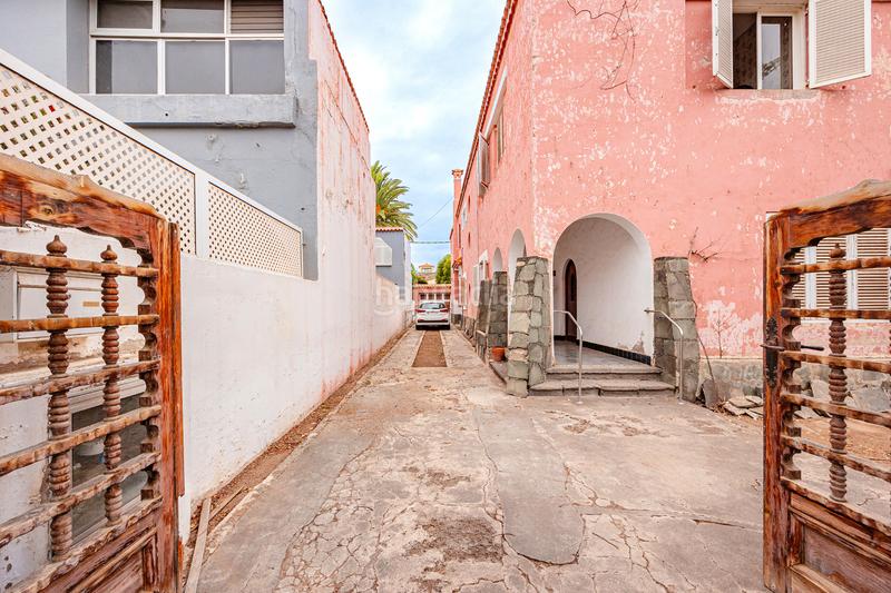 Foto 5c68b4d8-2156-4b8a-a437-736d8d3f06f7. Chalet con parcheggio in Ciudad Jardín Palmas de Gran Canaria (Las)