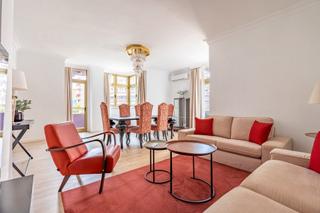 Location Appartement à Avenida josé mesa y lópez 10. Vivienda de 4 dormitorios en mesa y lópez – recién reformada y l