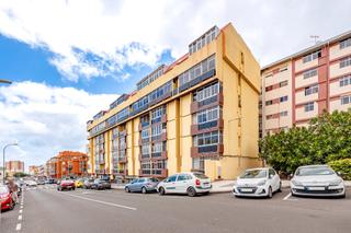 Appartement  Calle mariucha 123. Luminoso piso de 3 dormitorios en schamann – listo para entrar a