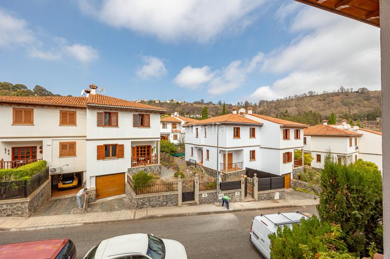 Foto de275d2e-d2c4-4579-848f-81d1a4d5826c. Casa aparellada a urbanización complejo residencial masapeses 4b a Arucas