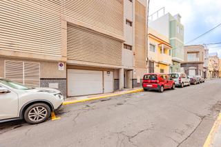 Aparcament cotxe a Calle federico viera 155. Plaza de garaje en venta en schamann – comodidad y seguridad pa-