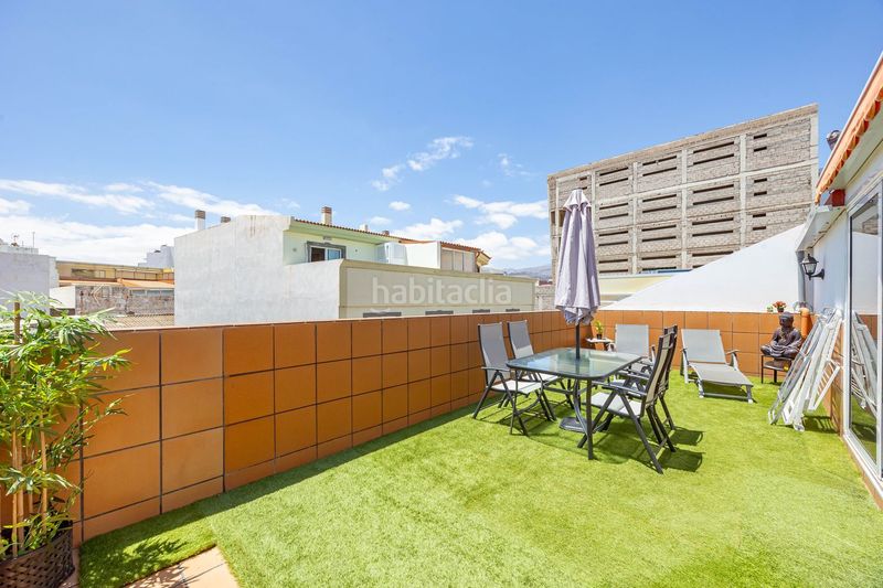 Foto 1d0522f2-3ef4-4856-ba03-0702617582a7. Edificio  completo en venta en el centro , en las palmas de 525 m. listo para entrar. en Telde