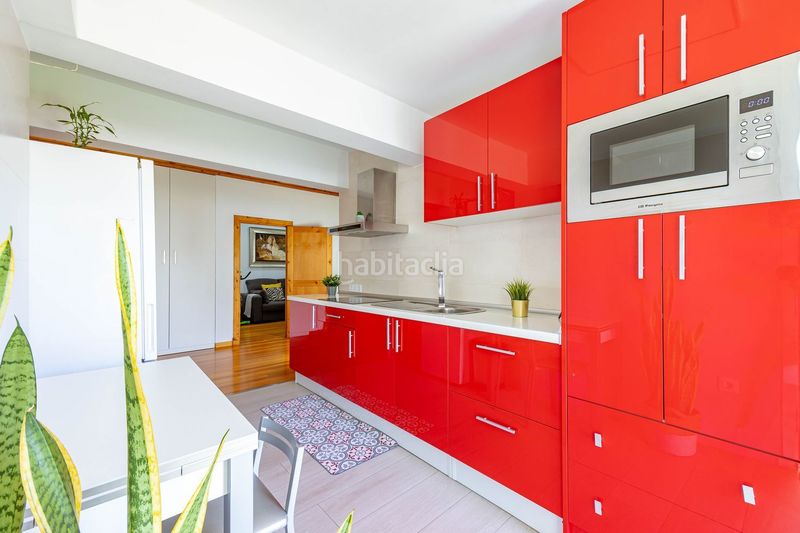 Foto 2bdf83e8-a3d2-4628-8036-4b07d565fa32. Edificio  completo en venta en el centro , en las palmas de 525 m. listo para entrar. en Telde