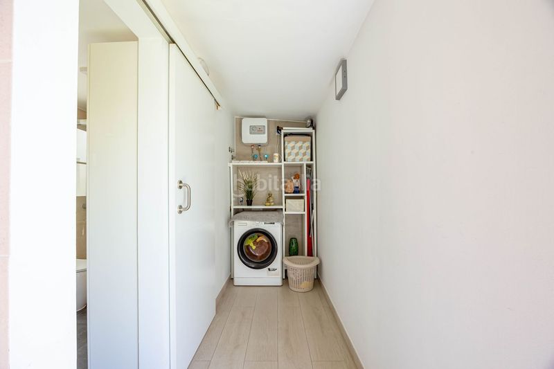 Foto 48013ad1-64ed-4c8a-9643-d719bcf913ea. Edificio  completo en venta en el centro , en las palmas de 525 m. listo para entrar. en Telde