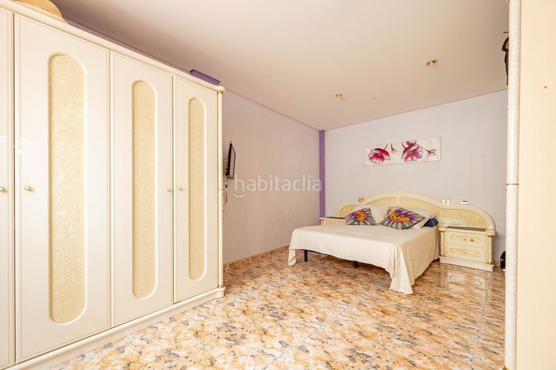 Foto 56af87a2-a35d-44f0-9d26-050c3025c3b9. Edificio  completo en venta en el centro , en las palmas de 525 m. listo para entrar. en Telde