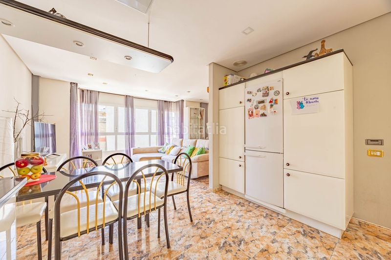 Foto 59c3bc71-8247-49ee-965b-910f3d1f5176. Edificio  completo en venta en el centro , en las palmas de 525 m. listo para entrar. en Telde
