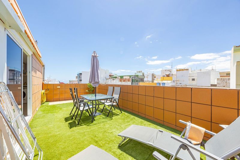 Foto 854faf9a-7849-4d05-a5bc-6bc86dbbbb5f. Edificio  completo en venta en el centro , en las palmas de 525 m. listo para entrar. en Telde