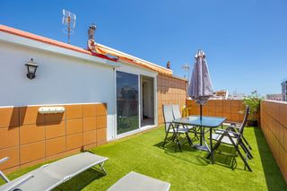 Édifice à San Gregorio. Edificio completo en venta en el centro de telde, en las palmas