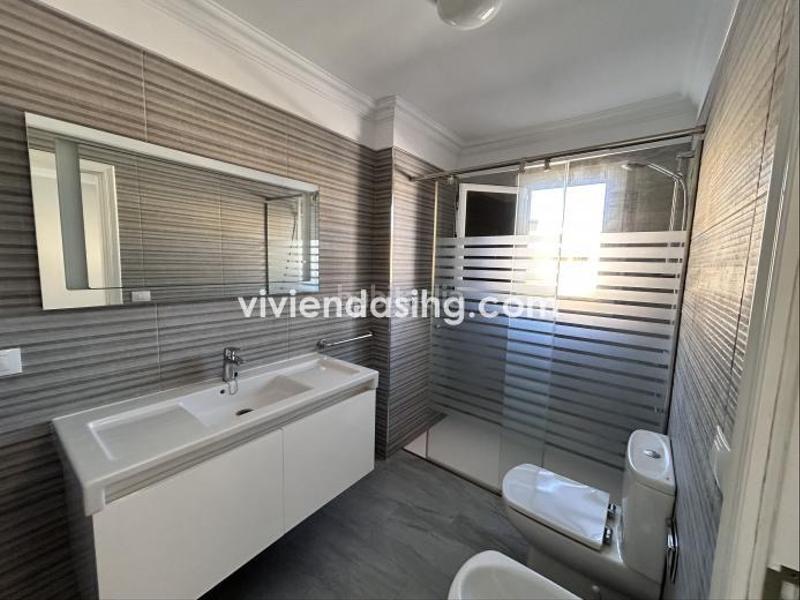 Foto 18cf7107-63f0-4e07-82d3-26fe24bdd69e. Chalet in calle uruguay 19 in Longuera - Toscal Realejos (Los)