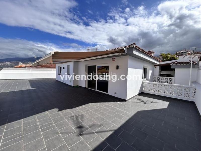 Foto deba66df-7ebc-4623-990e-e8197cc12477. Chalet in calle uruguay 19 in Longuera - Toscal Realejos (Los)