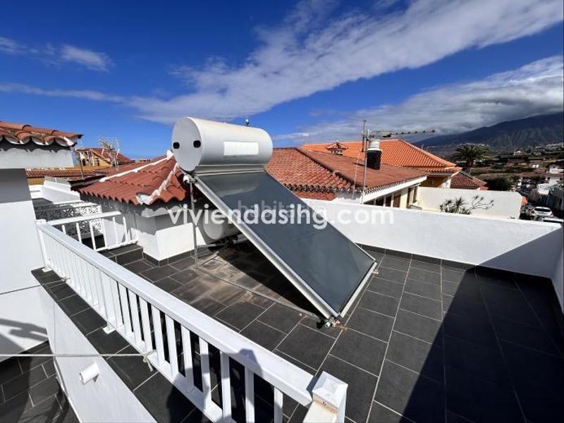 Foto e5f38288-19ff-47c7-b0e7-dbfba834b53c. Chalet in calle uruguay 19 in Longuera - Toscal Realejos (Los)