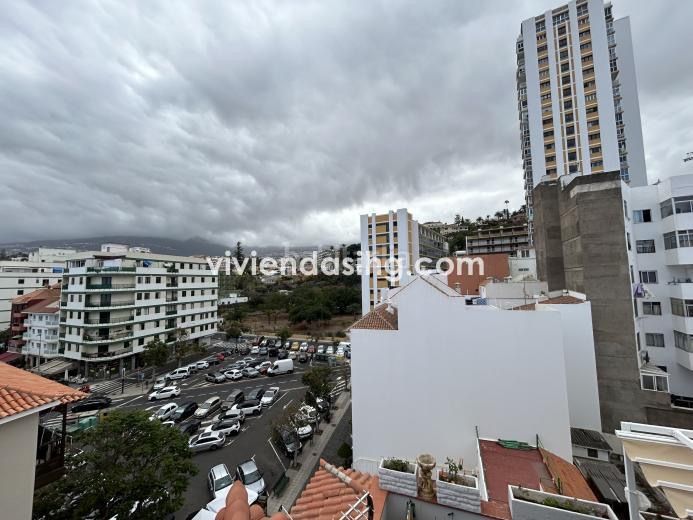 Foto abd66f67-d5f8-4079-99a4-1b7b623dd41a. Àtic a Zona Martiánez Puerto de la Cruz