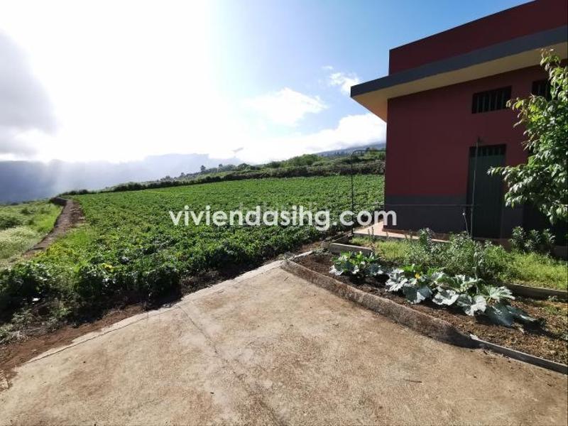 Foto 04792933-4bb1-4b13-8308-fc94a1c52f40. Casa a La Perdoma - San Antonio - Benijos Orotava (La)