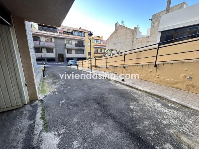 Foto 68558051-7aa0-4a42-9f88-e7b59dadb2ee. Aparcament cotxe a calle teide 3 a Longuera - Toscal Realejos (Los)