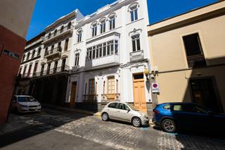 Piso en Calle domingo j navarro 28