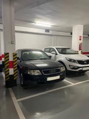 Parking voiture  Calle churruca. Plaza de garaje en zona de mesa y lópez