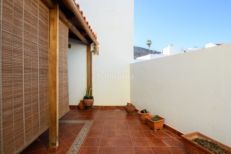 Foto 19da48ae-a86f-4794-9904-f53c301e1c05. Chalet en calle bravo murillo 34 en Sardina Gáldar