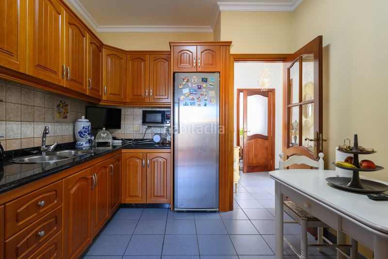 Foto 7a50f79e-e940-4ac5-9046-fa033846bacf. Chalet en calle bravo murillo 34 en Sardina Gáldar