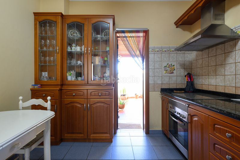 Foto c706f6da-939d-473d-9bc8-7c31211abdd2. Chalet en calle bravo murillo 34 en Sardina Gáldar