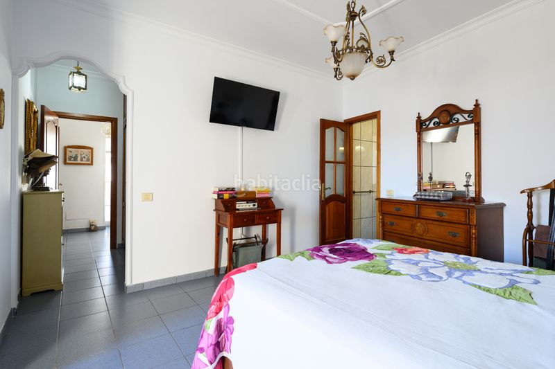 Foto e06505bd-1284-4941-8bb6-9ef3316a4312. Chalet en calle bravo murillo 34 en Sardina Gáldar