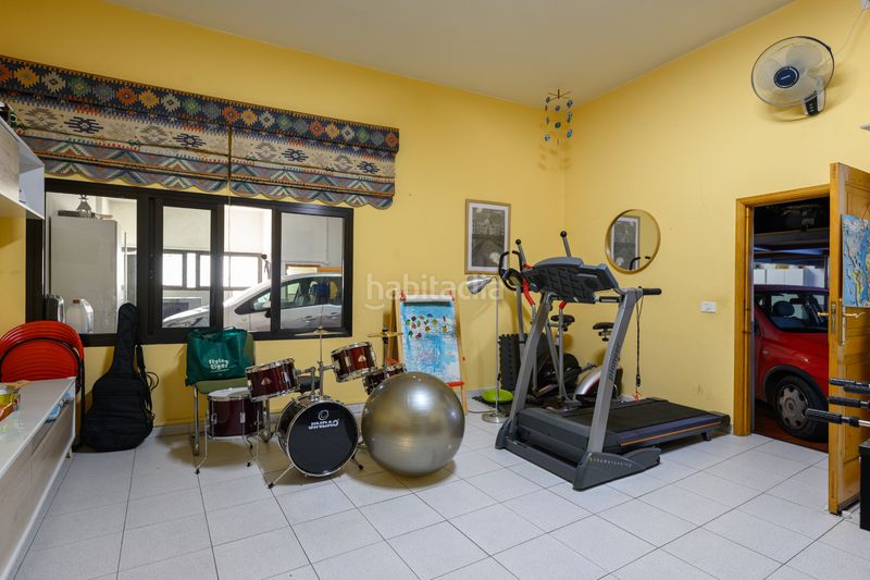 Foto f477d3f2-1bd5-4e03-8d85-08b3cddc6874. Chalet en calle bravo murillo 34 en Sardina Gáldar