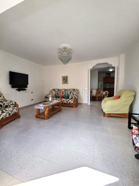 Foto f3933d69-2751-47f4-8484-ee3069fadd5e. Chalet en calle palafox 24a en Vecindario - El Doctoral - Cruce de Sardina Santa Lucía de Tirajana