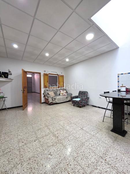 Foto dcefedae-d9c2-435f-9971-d105fb1ee456. Xalet a calle palafox 24a a Vecindario - El Doctoral - Cruce de Sardina Santa Lucía de Tirajana