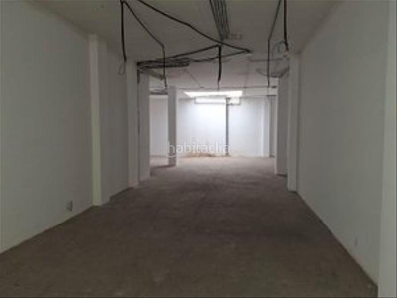 Foto 9fc775d5-d32c-4bea-9864-4e674d5a8f35. Local comercial en calle galileo 41 en Santa Catalina - Canteras Palmas de Gran Canaria (Las)