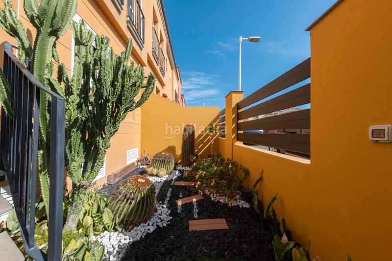 Foto 8ac33234-7afe-4047-a911-e9cb6eb80470. Casa pareada en calle via lactea 23 en Playa del Hombre - Taliarte - Salinetas Telde