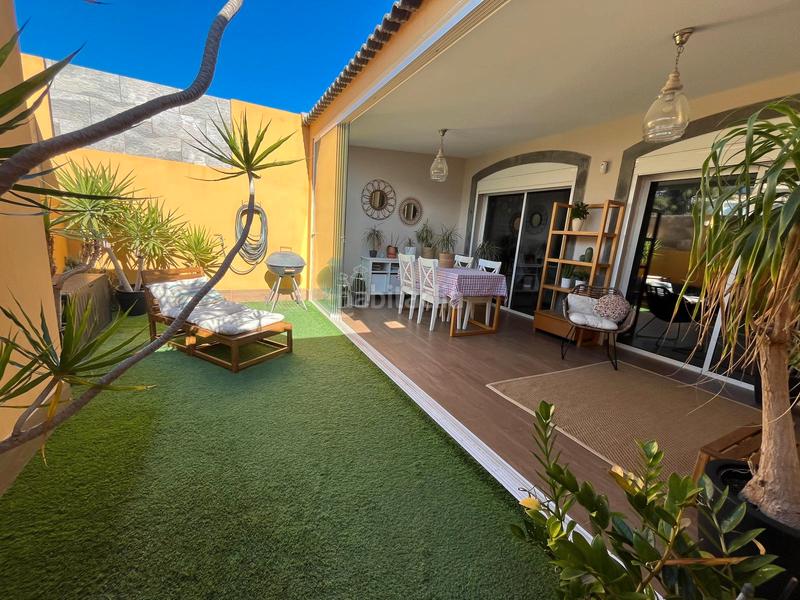 Foto e6e2fa3c-d0fe-4d63-b4d6-2987dbdbd210. Casa pareada en calle via lactea 23 en Playa del Hombre - Taliarte - Salinetas Telde