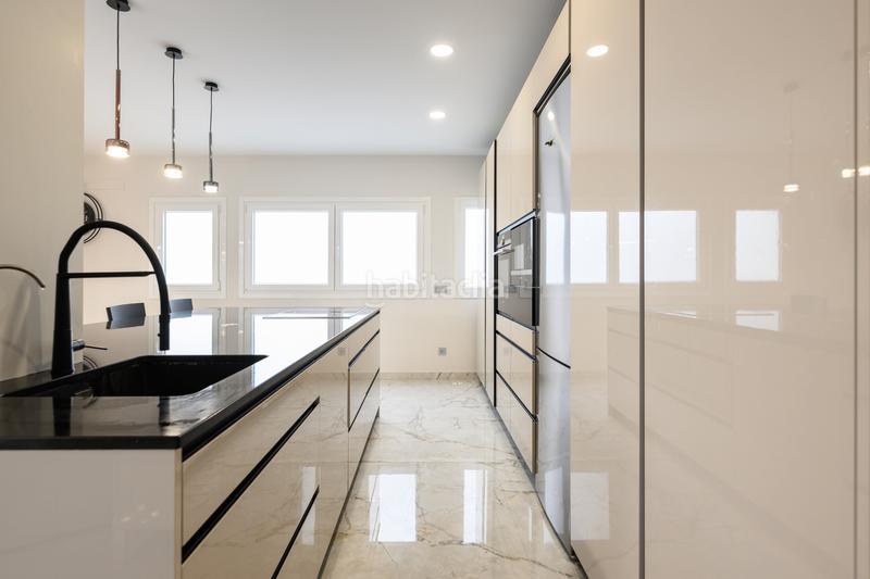 Foto 6ba58b20-3f0b-4da0-8cb8-bb3f1d663681. Appartamento in plaza de españa 7 in Santa Catalina - Canteras Palmas de Gran Canaria (Las)