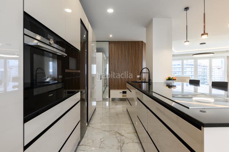 Foto 49ed7e3b-3d9a-4fd8-a849-431e8276b1bb. Appartement dans plaza de españa 7 dans Santa Catalina - Canteras Palmas de Gran Canaria (Las)