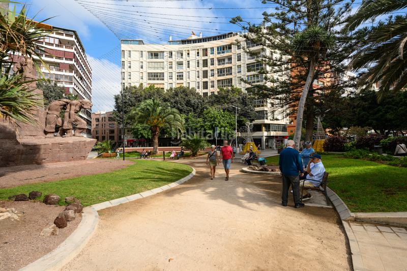 Foto 7ed2caa3-b60e-4b66-bfb5-26764fbcb33c. Piso en plaza de españa 7 en Santa Catalina - Canteras Palmas de Gran Canaria (Las)