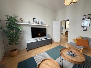 Flat in Calle león y castillo 33