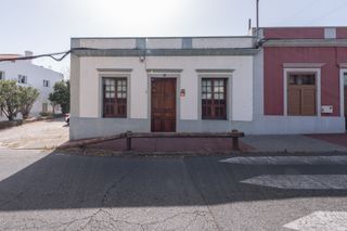 Maison jumelée à Avenida pedro morales déniz 75. Casa con terreno de 1040 m2 en cardones arucas