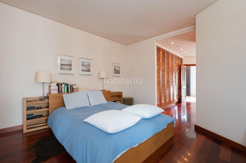 Foto 759a62b7-891a-4b43-9185-37a5c8e06390. Casa pareada en calle general palafox transv 1 en Arucas