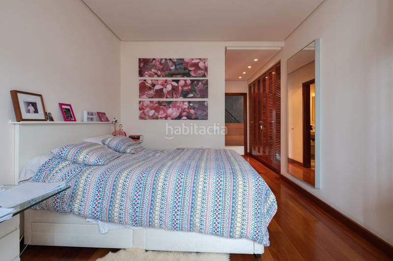Foto e7bcb9b8-4002-4675-8fa2-7bfda130fb9f. Casa pareada en calle general palafox transv 1 en Arucas