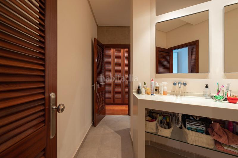 Foto ecc3c6e6-88cd-45f4-9830-21170526cbd9. Casa pareada en calle general palafox transv 1 en Arucas
