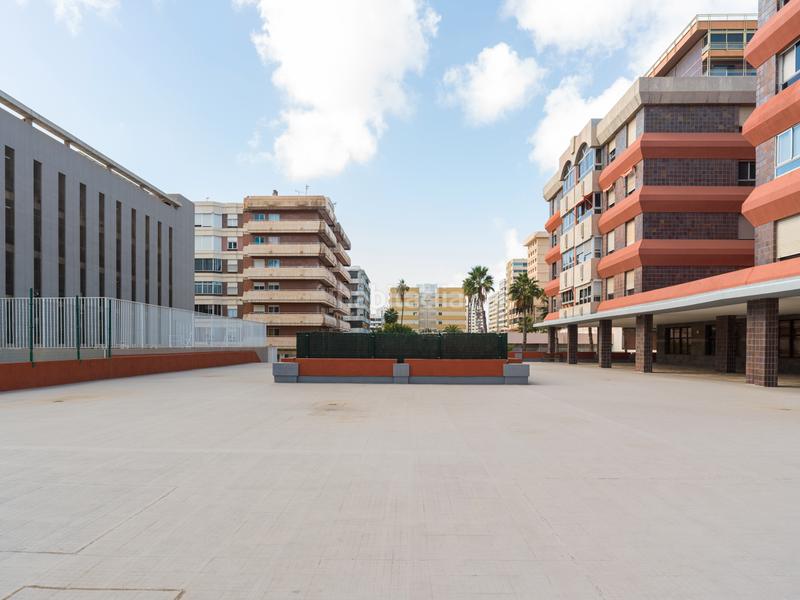 Foto 7d1ad690-bd91-44fb-a2a8-5de2477e2c50. Piso en avenida alcalde josé ramirez bethencourt 12 en Palmas de Gran Canaria (Las)