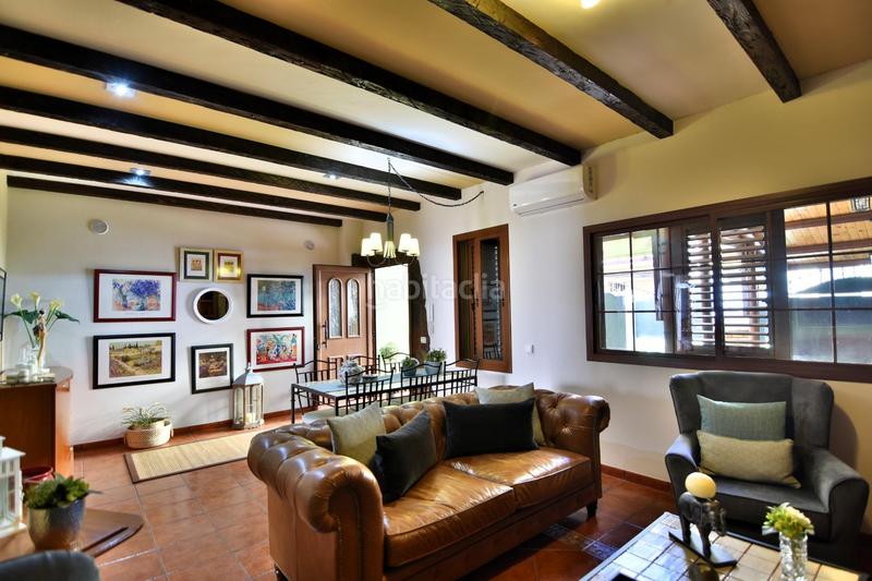 Foto 12bcf3a5-9812-42bf-999c-4e69706967ba. Chalet con parcheggio in Vecindario - El Doctoral - Cruce de Sardina Santa Lucía de Tirajana