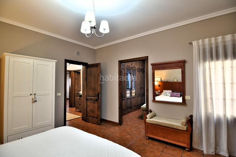 Foto 38fcec94-639d-4230-b457-27d2adabc939. Chalet con parcheggio in Vecindario - El Doctoral - Cruce de Sardina Santa Lucía de Tirajana