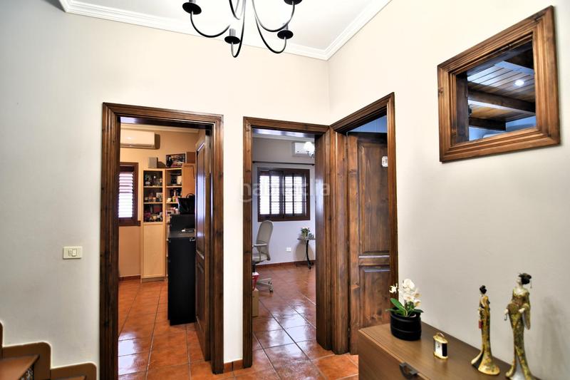 Foto 5be90b15-23b5-4aaa-9e78-ecb41c738784. Chalet con parcheggio in Vecindario - El Doctoral - Cruce de Sardina Santa Lucía de Tirajana