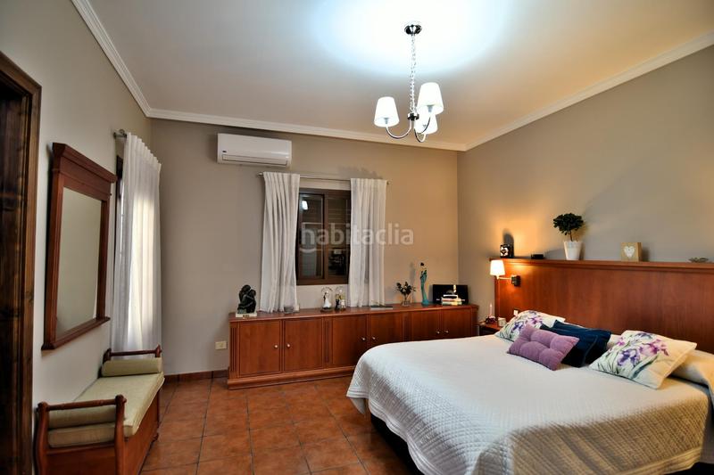 Foto 5f8e421b-d840-4a8c-bd2c-ffcc87c0bdda. Chalet con parcheggio in Vecindario - El Doctoral - Cruce de Sardina Santa Lucía de Tirajana