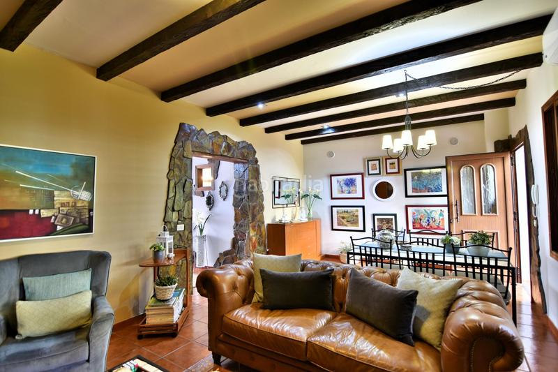 Foto 7977fbb7-d9c4-4643-b517-e3f8b71485b3. Chalet con parcheggio in Vecindario - El Doctoral - Cruce de Sardina Santa Lucía de Tirajana