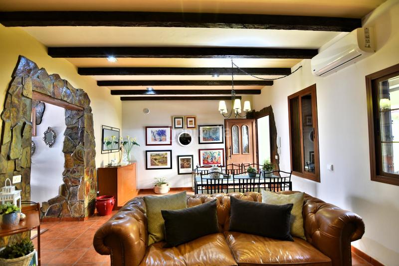 Foto 957cc2c1-55bc-440a-b6a5-9c836b6dba4d. Chalet con parcheggio in Vecindario - El Doctoral - Cruce de Sardina Santa Lucía de Tirajana