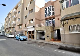 Casa adossada  Calle galicia. Unifamiliar en balosvecindario