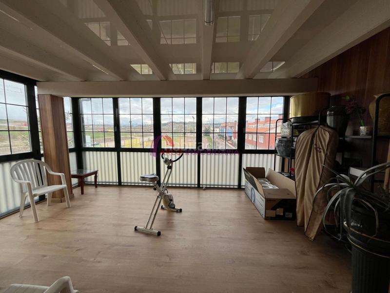 Foto eac8ede3-c23a-4f30-ac3c-475b45e38fe0. Casa con riscaldamento parcheggio in Villimar - V1 - V2 - S3 - S4 - San Cristobal Burgos