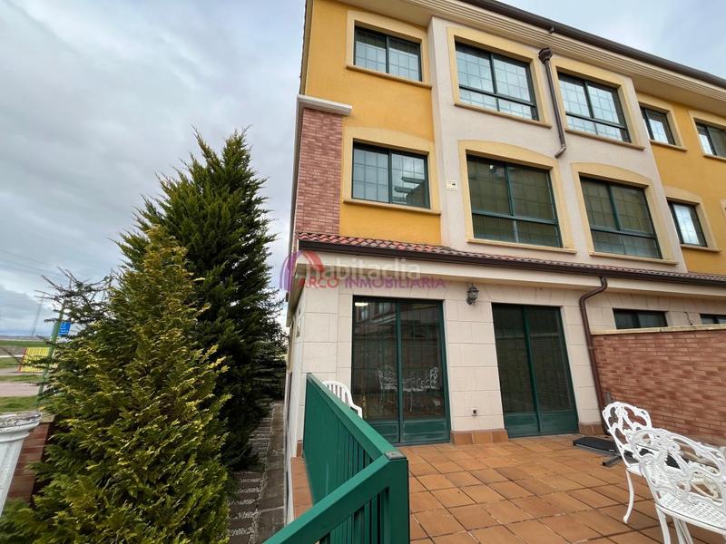 Foto 5383dfe9-4b48-41dc-b36e-1f16103765a6. House with heating parking in Villimar - V1 - V2 - S3 - S4 - San Cristobal Burgos