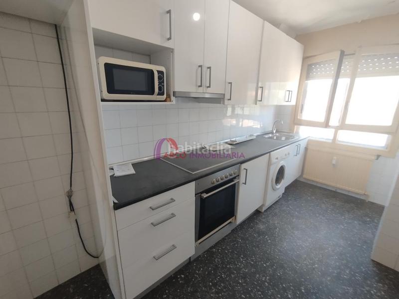 Foto 3dfa6273-ab4d-49f5-ba2b-3ad852fddf8c. Etagenwohnung mit heizung in Los Vadillos - R. Sanitaria - Pozanos Burgos